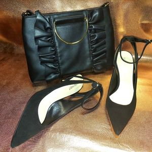 X-ilerating Black Anklets